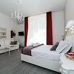 Palazzo Chiatamone 4* Napels