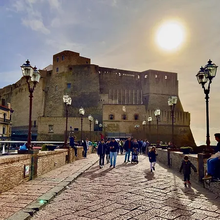 Palazzo Chiatamone Guest house