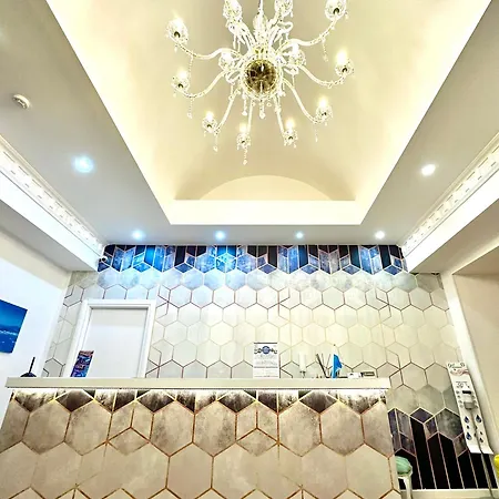 Palazzo Chiatamone Guest house