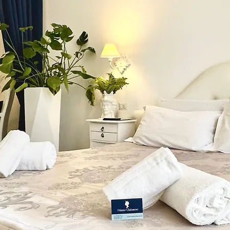 Palazzo Chiatamone Guest house *