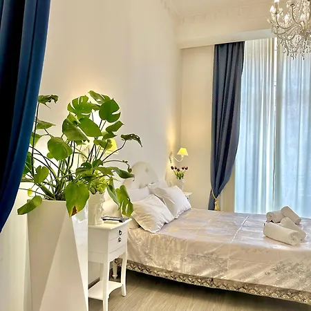 Palazzo Chiatamone Guest house Naples