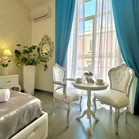 Palazzo Chiatamone Guest house