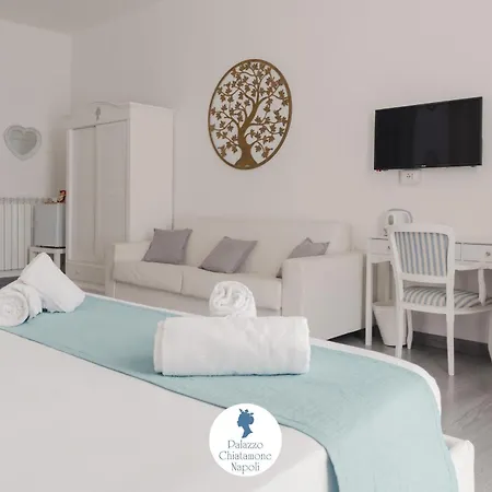 Palazzo Chiatamone نابولي