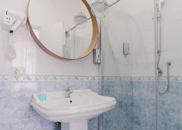 Pensión Palazzo Chiatamone Nápoles