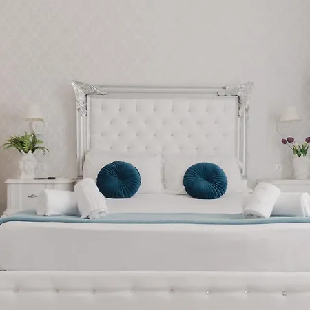 Palazzo Chiatamone 나폴리