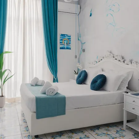 게스트하우스 Palazzo Chiatamone