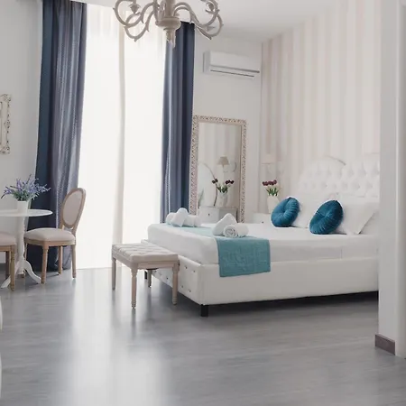 게스트하우스 Palazzo Chiatamone 4*