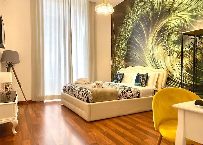 Πανσιόν Palazzo Chiatamone 4*